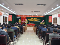 Đồng chí Nguyễn Văn Phương - Bí thư Đảng ủy - Giám đốc Công ty báo cáo kết quả hoạt động SXKD và kết quả thực hiện Nghị quyết NLĐ.
