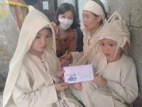 Công đoàn cơ sở khối trường học xã Nguyễn Huệ, huyện Hòa An quyên góp hỗ trợ gia đình trẻ em có hoàn cảnh đặc biệt khó khăn