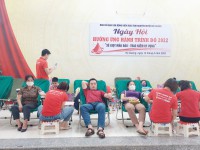 Đoàn viên công đoàn huyện Hà Quảng hưởng ứng Chương trình Hiến máu tình nguyện hành trình đỏ năm 2022