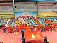 Liên đoàn Lao động thành phố Cao Bằng tổ chức Giải bóng chuyền hơi Công nhân, viên chức người lao động
