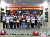 Liên đoàn Lao động huyện Bảo Lâm tiếp nhận và trao học bổng, trao quà cho con đoàn viên, CNVCLĐ có hoàn cảnh khó khăn