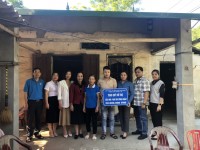 Trao kinh phí hỗ trợ sửa nhà cho đoàn viên Công đoàn cơ sở Trung tâm Y tế huyện Hà Quảng