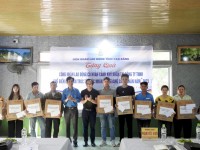 Liên đoàn Lao động tỉnh tặng quà công nhân, đoàn viên có hoàn cảnh khó khăn trên địa bàn huyện Nguyên Bình