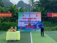 giải bóng đá Quảng Hoà