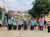 Công chức, viên chức, người lao động huyện Bảo Lạc hưởng ứng ngày chạy Olympic vì sức khỏe toàn dân