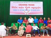 Công nhân, viên chức, người lao động huyện Hòa An tham gia hiến máu tình nguyện lần 1 năm 2024