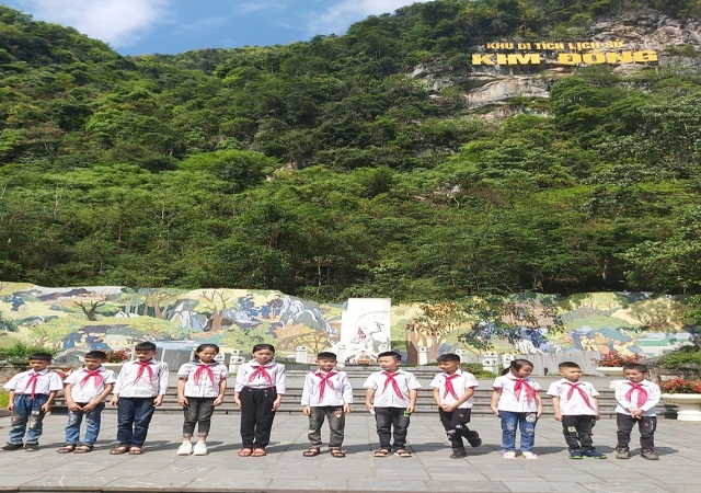 Công đoàn Trường TH-THCS Chu Trinh phối hợp với nhà trường, Đoàn, Đội tổ chức chương trình về nguồn nhân kỉ niệm 80 năm ngày thành lập Đội TNTP Hồ Chí Minh