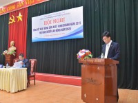 Đồng chí Nguyễn Văn Phương – Bí thư Đảng ủy – Giám đốc Công ty báo cáo kết quả hoạt động SXKD và kết quả thực hiện Nghị quyết NLĐ