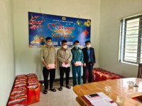 Lãnh đạo Liên đoàn Lao động tỉnh Cao Bằng thăm, tặng quà Công nhân lao động Công ty Trách nhiệm hữu hạn Quang Minh