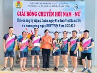 Công đoàn cơ sở Bảo hiểm xã hội tỉnh Cao Bằng tổ chức giải bóng chuyền hơi nam, nữ