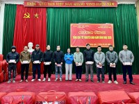 Liên đoàn Lao động tỉnh Cao Bằng thăm, tặng quà công nhân, người lao động tại xã Đoài Dương!