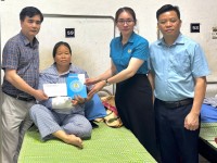 LIÊN ĐOÀN LAO ĐỘNG TỈNH PHỐI HỢP SỞ NỘI VỤ THĂM HỎI ĐOÀN VIÊN BỊ TAI NẠN LAO ĐỘNG!