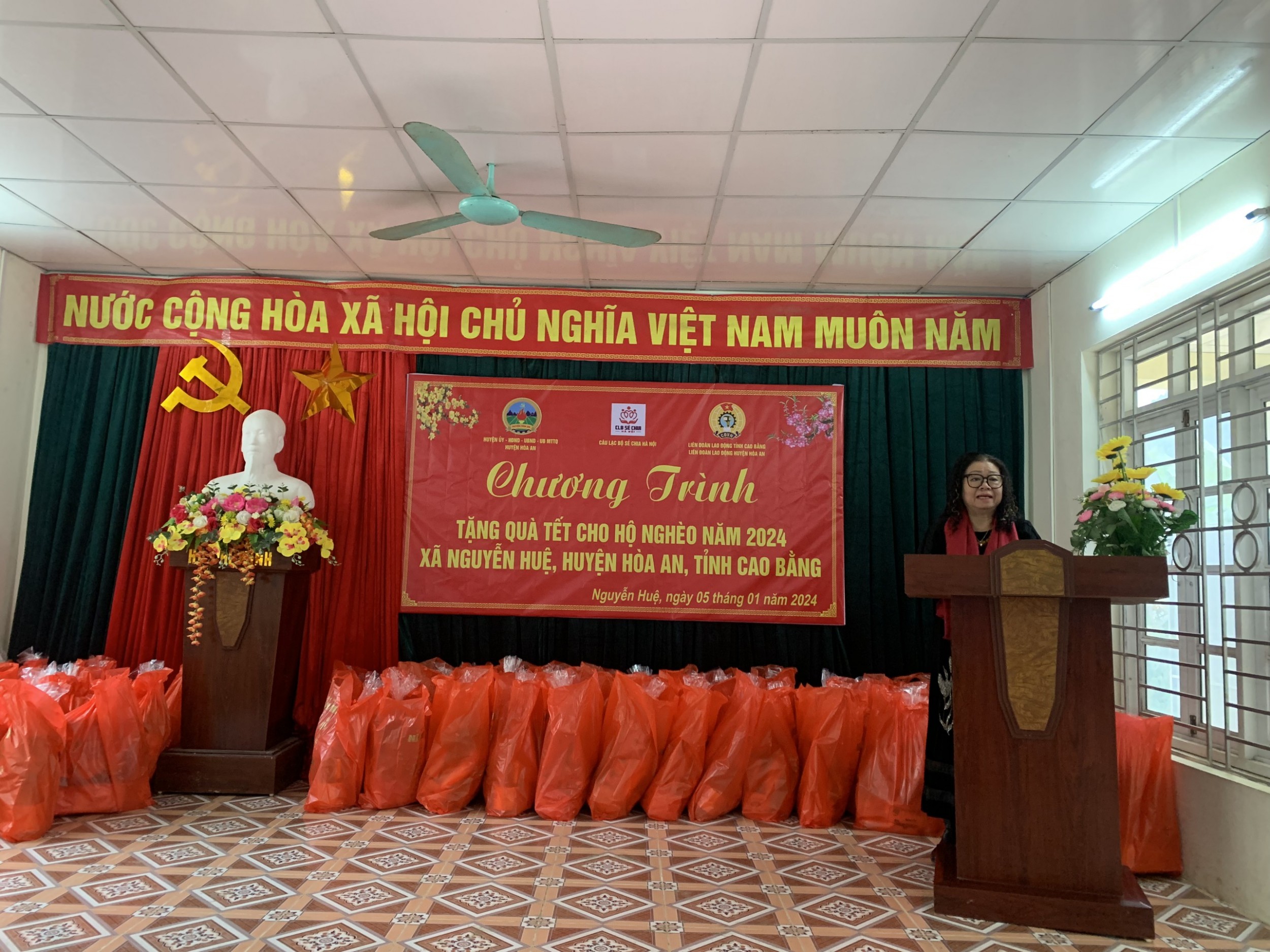 bà Nguyễn Thị Thành CN CLB