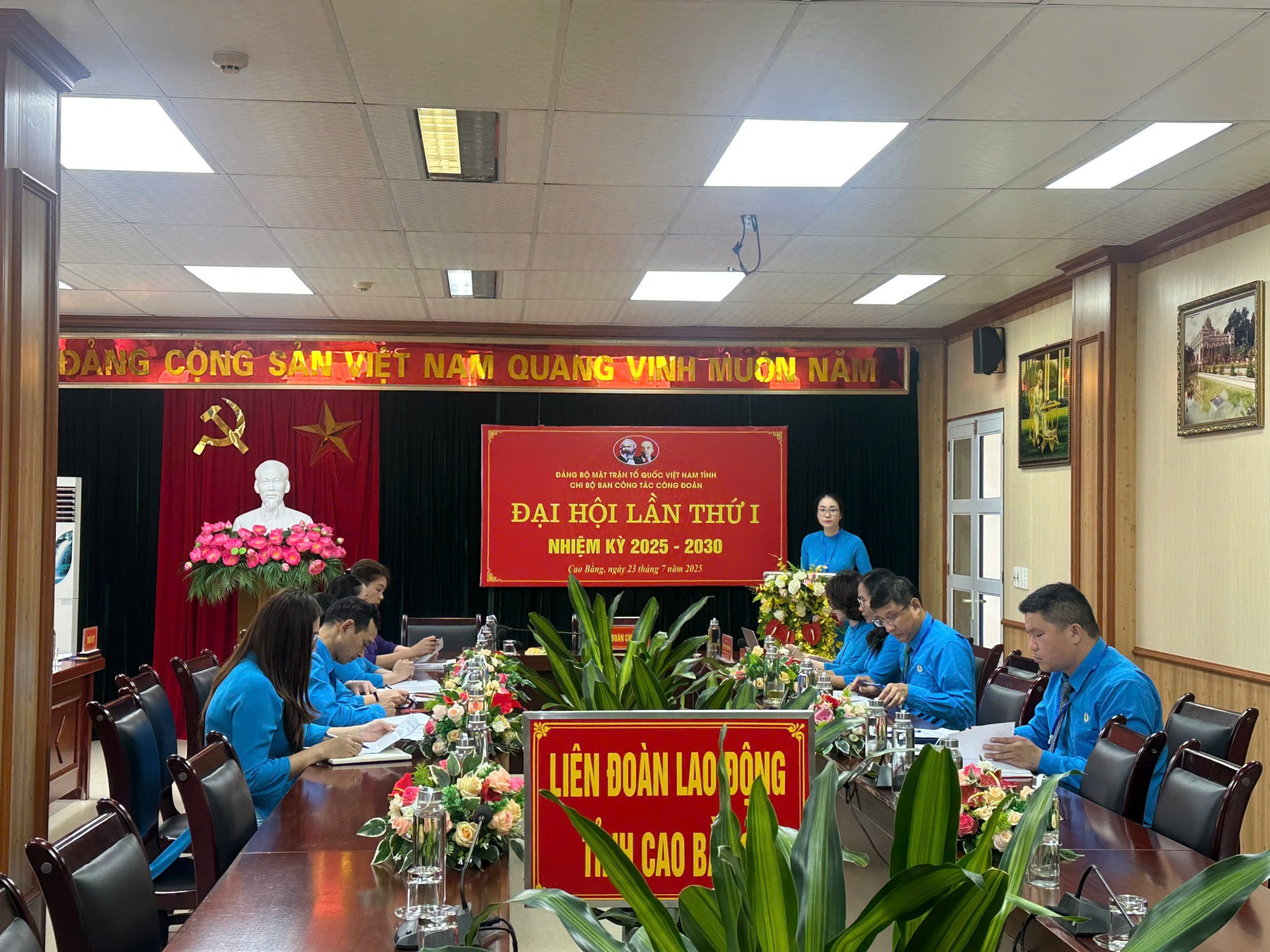 Chi bộ Ban Công tác Công đoàn tích cực tham gia, góp phần vào thành công Đại hội Đảng bộ Ủy ban Mặt trận Tổ quốc Việt Nam tỉnh Cao Bằng, nhiệm kỳ 2025 - 2030!
